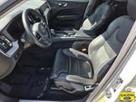 2021 XC60 Thumbnail 11