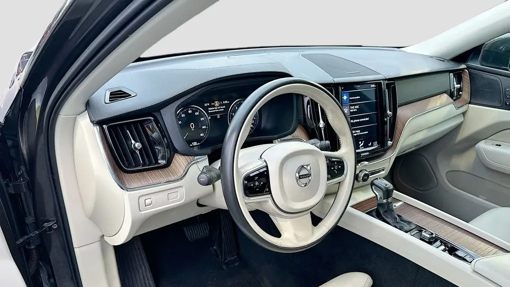 2020 Volvo XC60 T5 Inscription