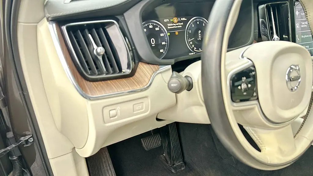 2020 Volvo XC60 T5 Inscription