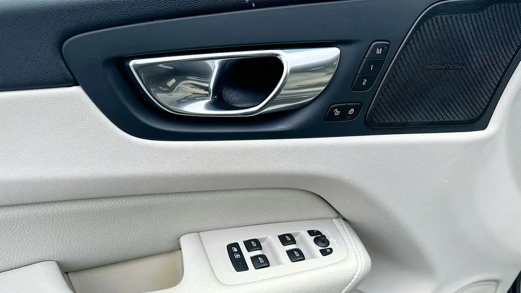 2020 Volvo XC60 T5 Inscription