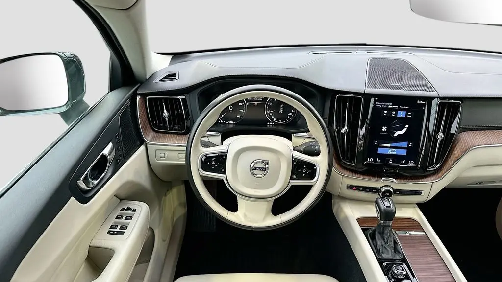 2020 Volvo XC60 T5 Inscription