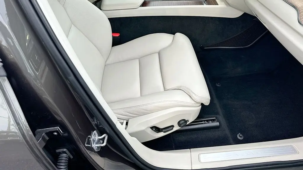 2020 Volvo XC60 T5 Inscription
