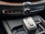 2020 XC60 Thumbnail 23