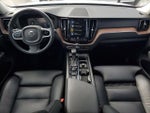 2020 XC60 Thumbnail 14