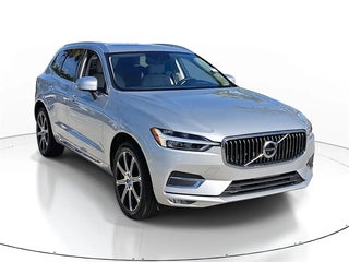 2021 Volvo XC60 with Bright Silver Metallic Exterior