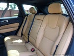2020 XC60 Thumbnail 11