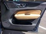 2020 XC60 Thumbnail 24