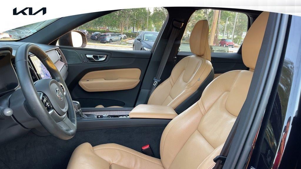 2021 Volvo XC60 T5 Inscription