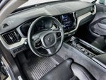 2021 XC60 Thumbnail 2