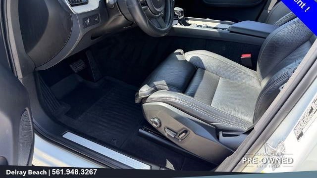 2021 Volvo XC60 T5 Inscription
