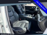 2021 XC60 Thumbnail 19