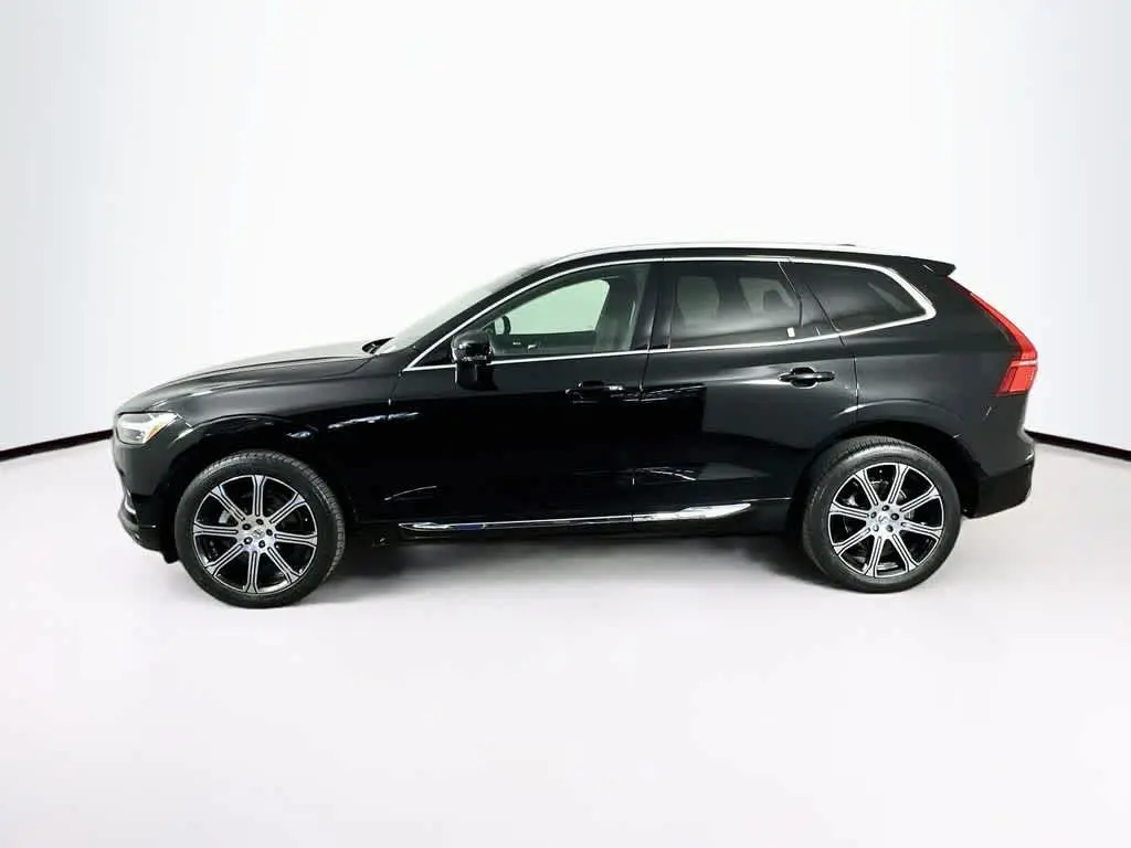 2021 Volvo XC60 - $21,819
