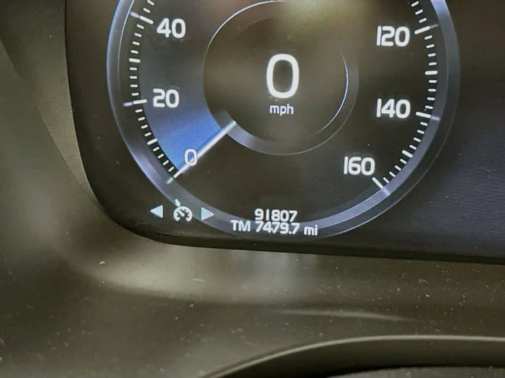 2021 Volvo XC60 - $21,819