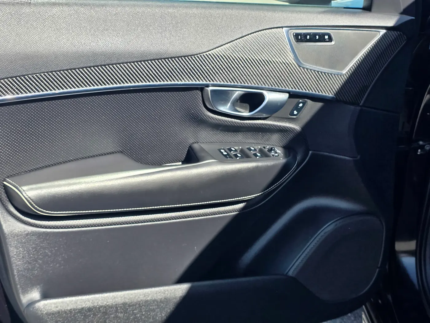 2018 Volvo XC90 - $15,631