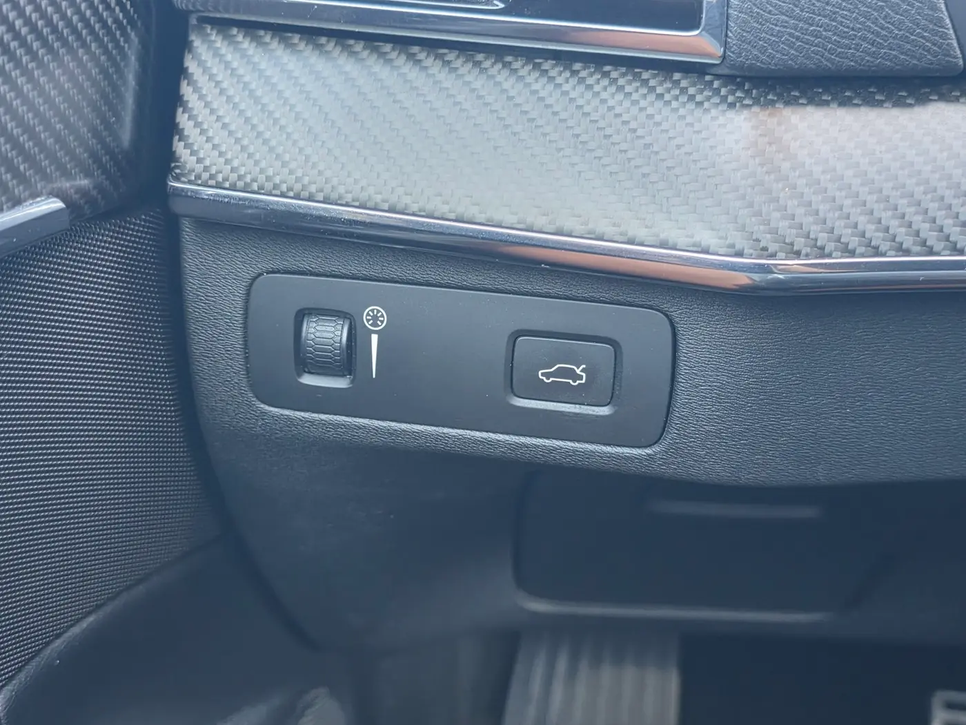 2018 Volvo XC90 - $15,631