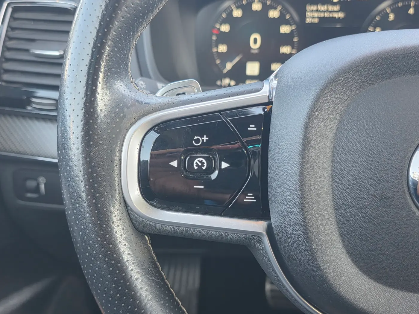 2018 Volvo XC90 - $15,631