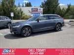 2018 V90 Cross Country Thumbnail 1
