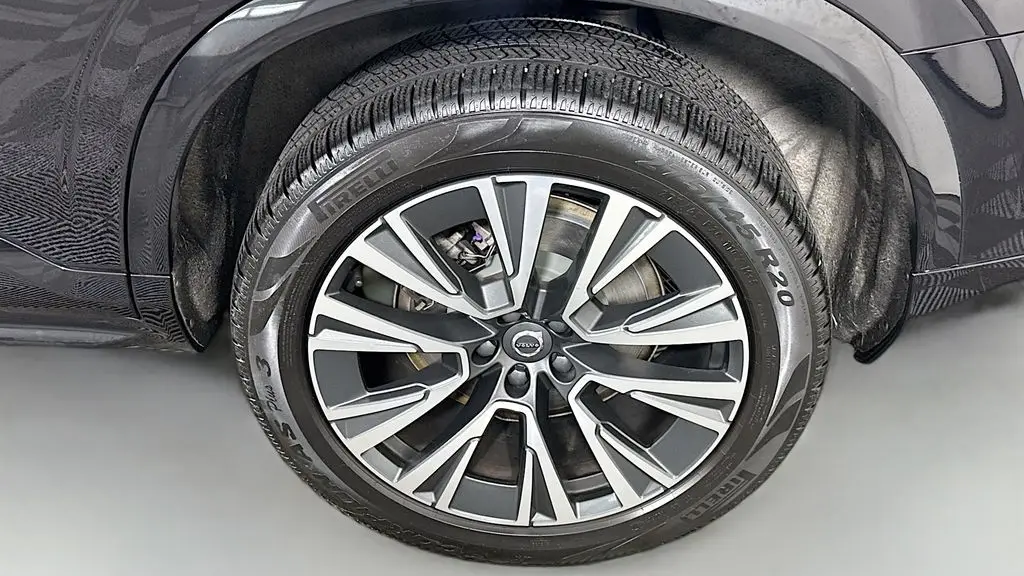 2021 Volvo XC90 T5 Momentum