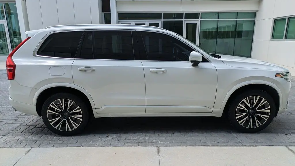 2020 Volvo XC90 T5 Momentum