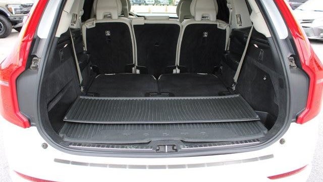2020 Volvo XC90 T5 Momentum