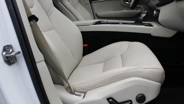 2020 Volvo XC90 T5 Momentum