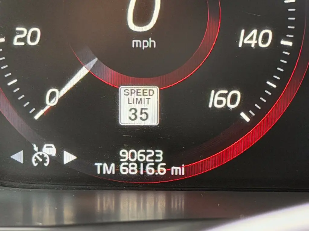 2019 Volvo XC90 - $20,491