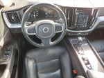 2020 XC60 Thumbnail 11
