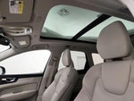 2020 XC60 Thumbnail 19