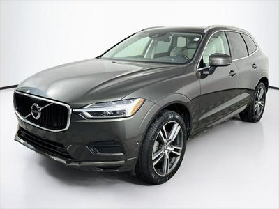 2018 Volvo XC60 AWD T5 Momentum 4DR SUV