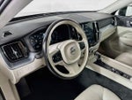 2018 XC60 Thumbnail 10