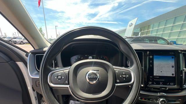 2020 Volvo XC60 T5 Momentum