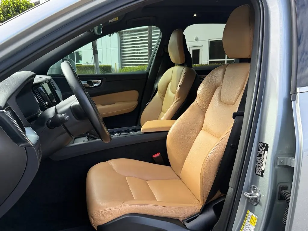 2018 Volvo XC60 - $11,170
