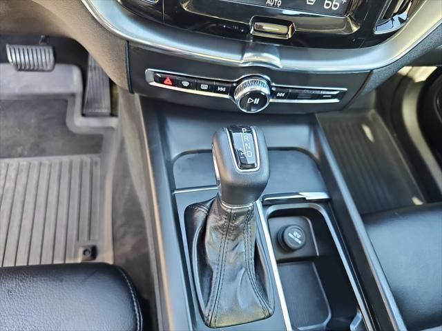2018 Volvo XC60 - $14,998