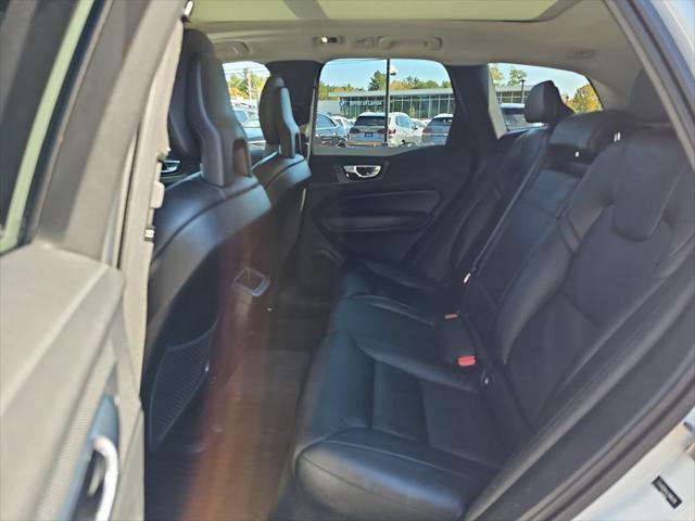 2018 Volvo XC60 - $14,998