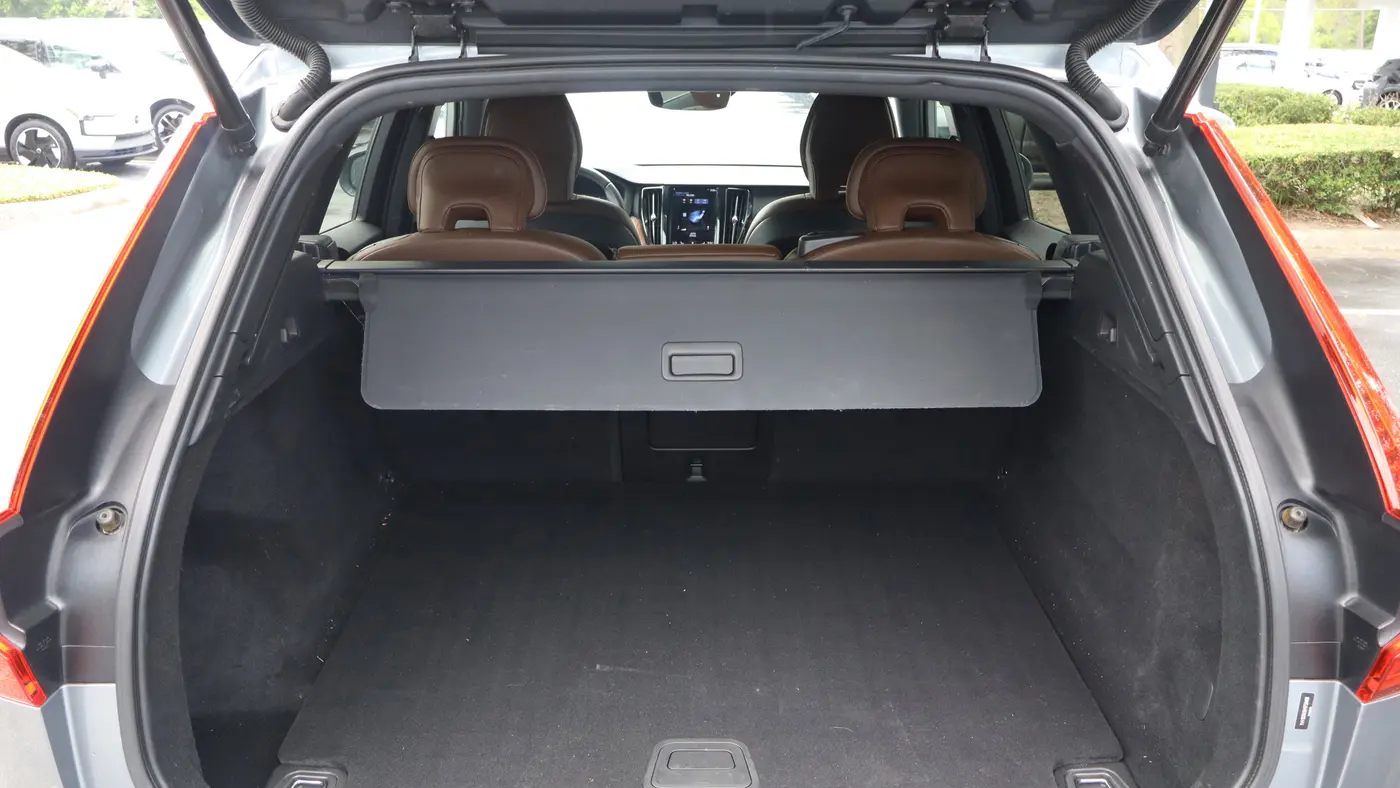 2021 Volvo XC60 T5 Momentum