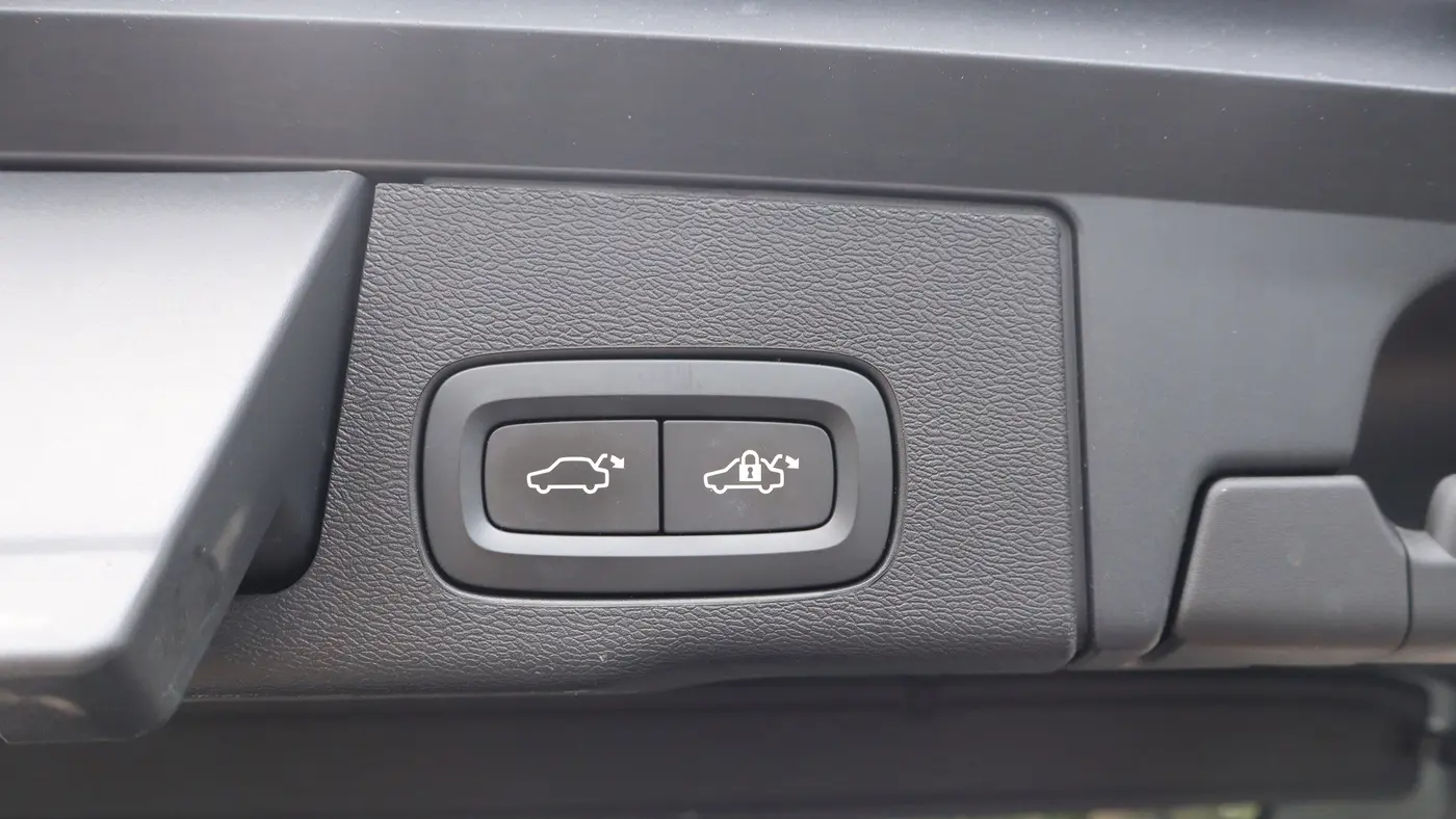 2021 Volvo XC60 T5 Momentum