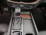 2021 XC60 Thumbnail 18
