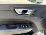 2021 XC60 Thumbnail 16