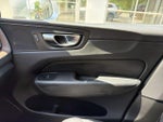 2021 XC60 Thumbnail 26