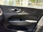 2021 XC60 Thumbnail 17