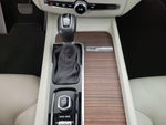 2021 XC60 Thumbnail 18
