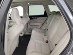2021 XC60 Thumbnail 21