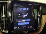 2021 XC60 Thumbnail 15