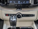 2020 XC60 Thumbnail 29