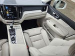 2021 XC60 Thumbnail 13