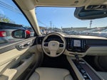 2020 XC60 Thumbnail 16
