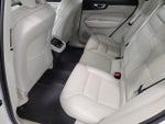 2021 XC60 Thumbnail 26
