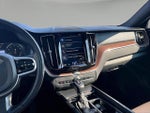 2020 XC60 Thumbnail 11