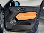 2020 XC60 Thumbnail 30