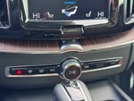 2020 XC60 Thumbnail 12
